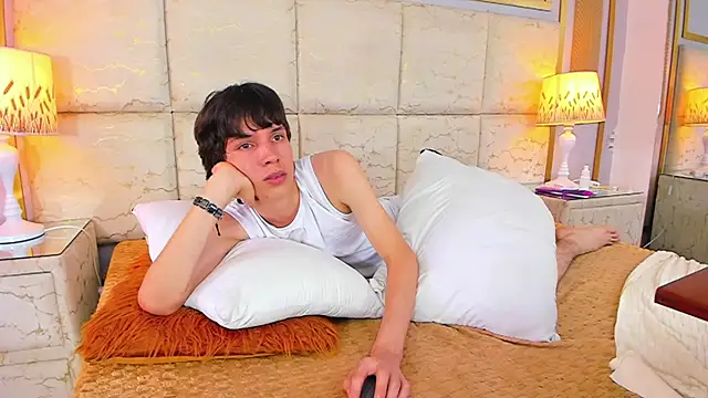 AbyssGaze's Webcam Show