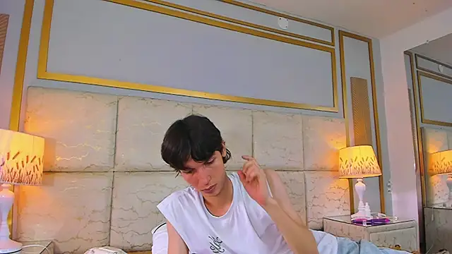 AbyssGaze ওয়েবক্যাম শো