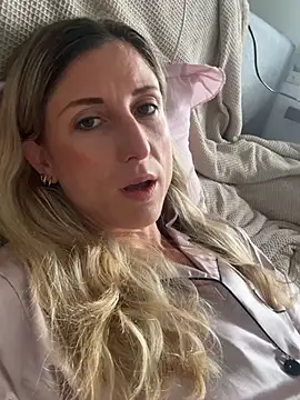 Chat +18 de VivienneBlac ao vivo