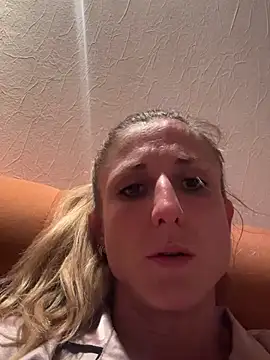 Chat +18 de VivienneBlac ao vivo