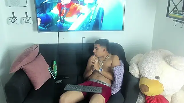 ethan_zone Show in webcam