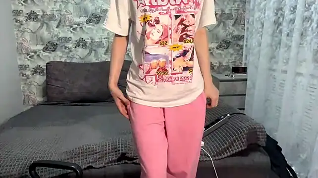 CrystaMio's Live XXX Chat