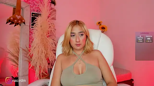 Show de Naomii_Rodman_ na webcam