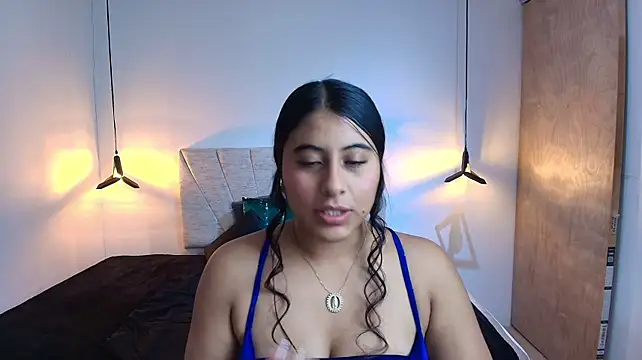 Chat +18 de Mia___Rousse__ ao vivo