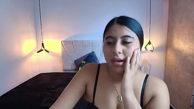 Mia___Rousse__ Chat XXX live
