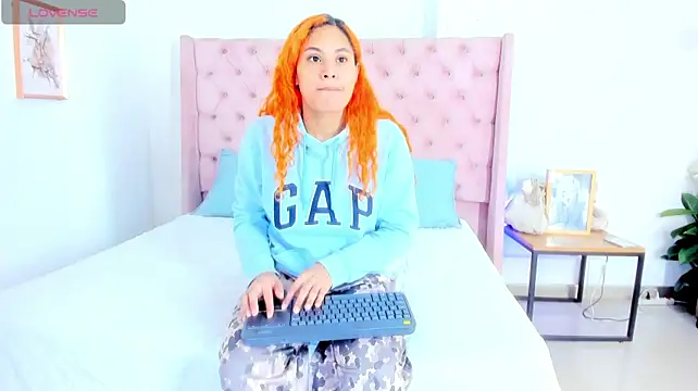Michelle-Daniels' Webcam Show