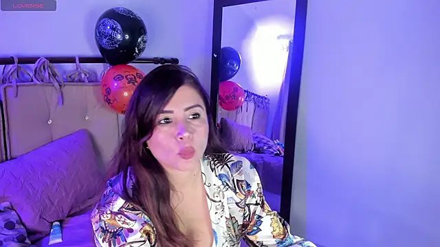 qlooncita Webcamshow