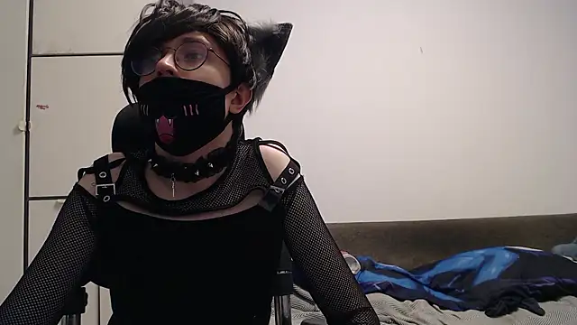 Webkamerová show FemboyMiles