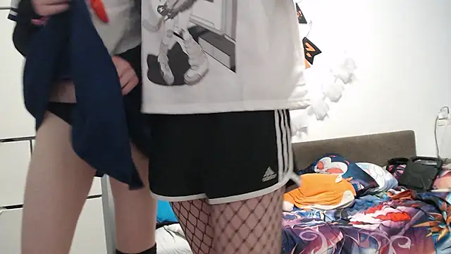 FemboyMiles Webcam Show
