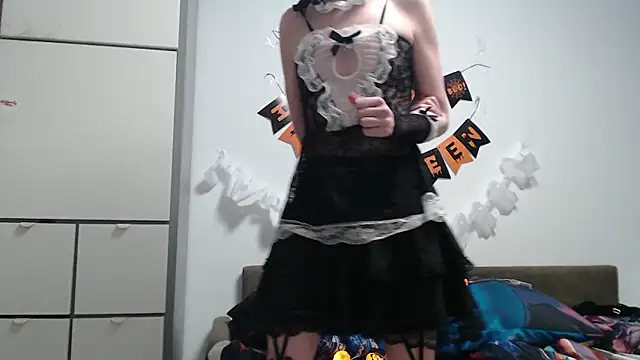 FemboyMiles 웹캠 쇼