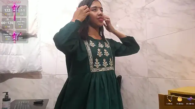 Show Webcam de _simran_kaur330306