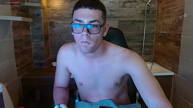Nathaniel_Jammesn Webbikameraesitys