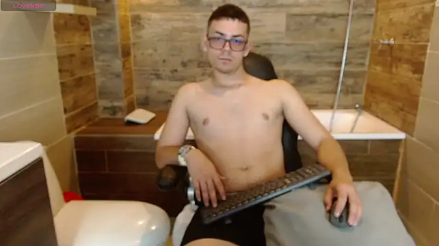 Show modela Nathaniel_Jammes na web-kameri