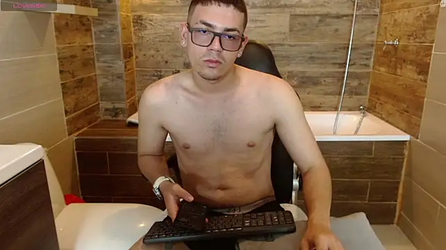 Nathaniel_Jammesn Webbikameraesitys