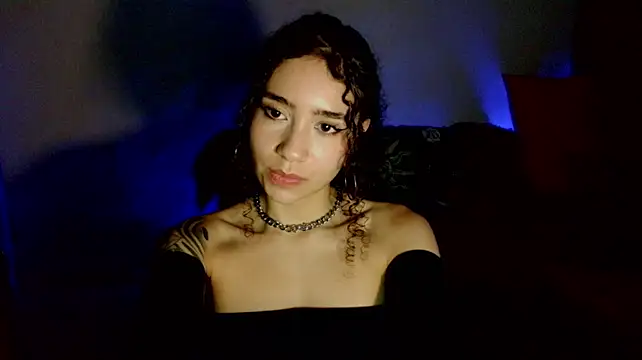 แชท XXX สดของ Annefeet69