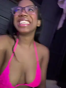Živý XXX chat SweettCandyy__
