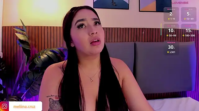 Melinacruuz Webcam show