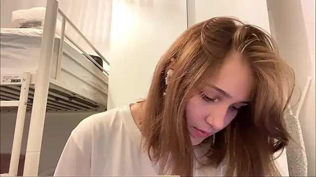 sereneglowz – webcam-show