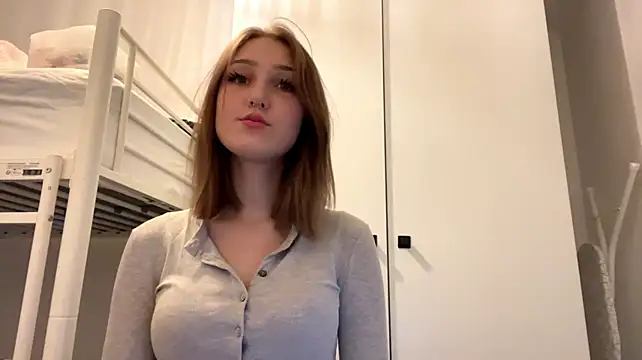 sereneglowz's Webcam Show