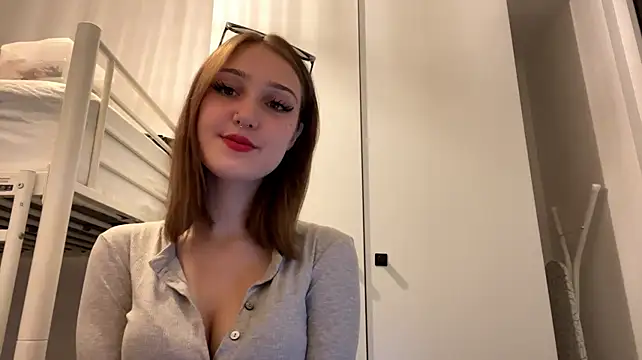 sereneglowz Webcamshow