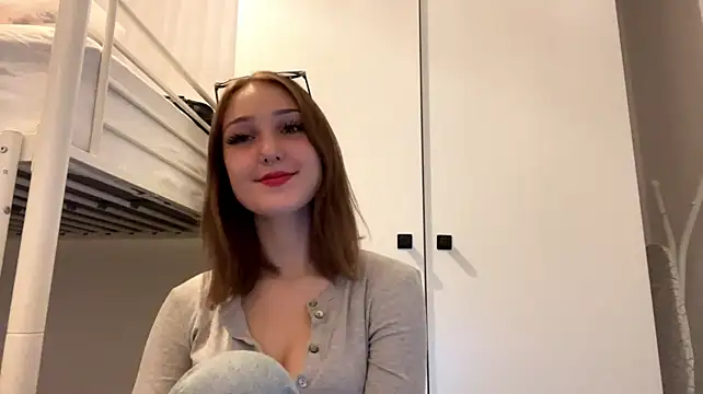 sereneglowz Webcamshow