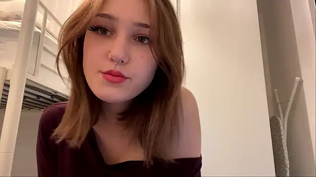 Živý XXX chat sereneglowz