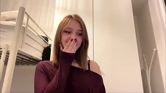 Webkamerová show sereneglowz