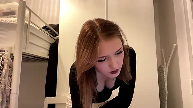 sereneglowz Webcam show