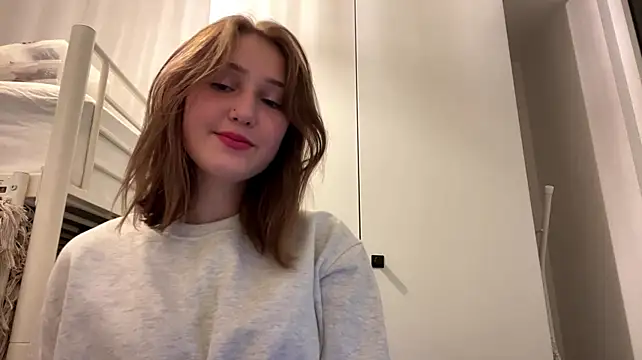 sereneglowz Webcam show