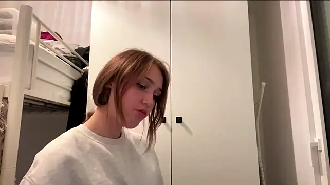 عرض كام sereneglowz
