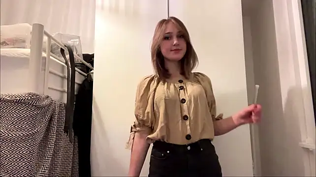 sereneglowz Webcam show