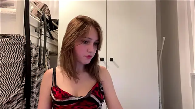 sereneglowz Webcam-Show