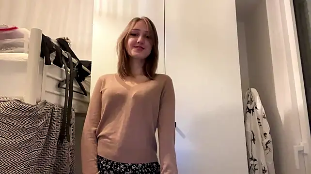 sereneglowz's Webcam Show