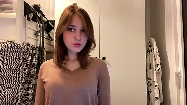 sereneglowz Webcam Show