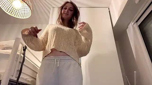 sereneglowz Webcam-Show