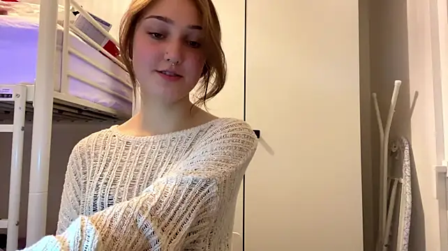 sereneglowz – webcam-show