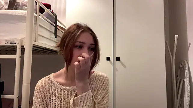 sereneglowz Adlı Modelin Web Kamerası Şovu