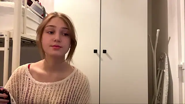 sereneglowz – webcam-show