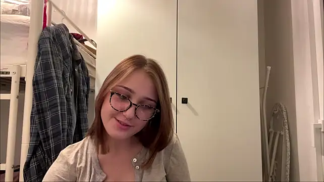 Webkamerová show sereneglowz