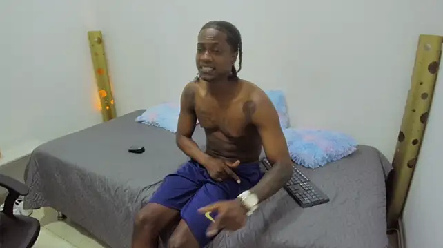 Damian_Black20n Webbikameraesitys