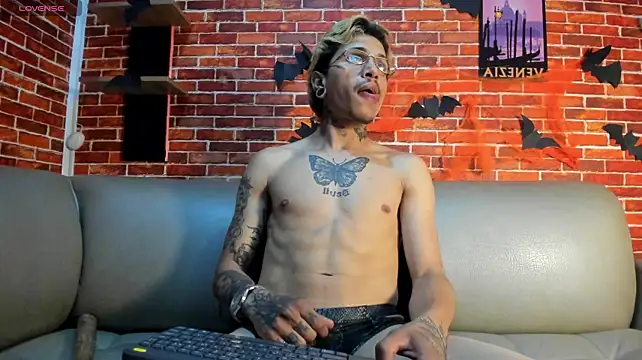 Valentino_knox1 Webcam Show