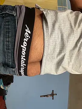 latinboy1999 webcam show