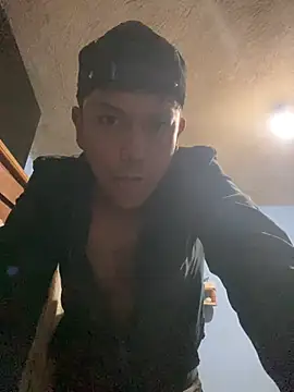 โชว์เว็บแคมของ latinboy1999