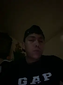 Show modela latinboy1999 na web-kameri