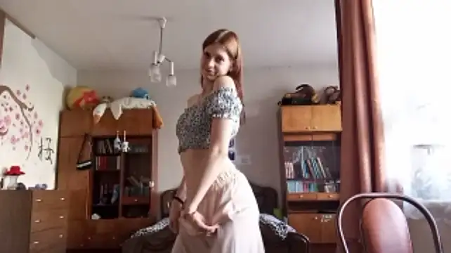 GlendoraAntista Show in webcam