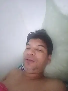 TupajarOloco Webcam Show