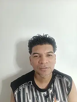 Show modela TupajarOloco na web-kameri