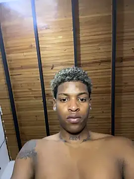 carlitos_MR's Webcam Show