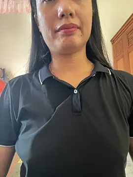 -Lyny- 网络视讯表演