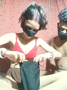 Arushi_sigh01 Show in webcam